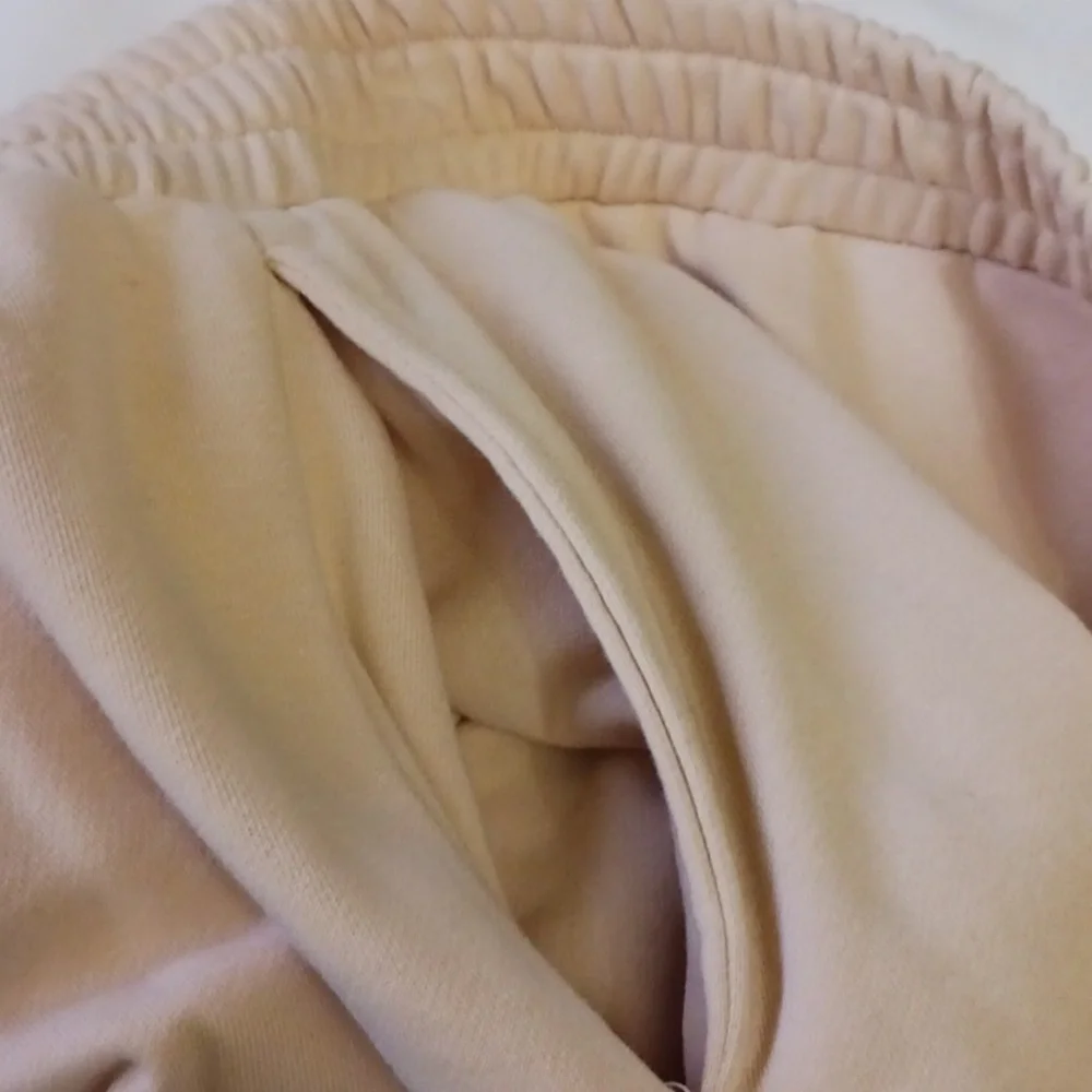 SUPERDOWN French Terry Joggers, Light Yellow/cream, Size L - Picture 9 of 11